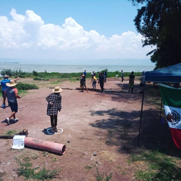 Chapala Lake petanque