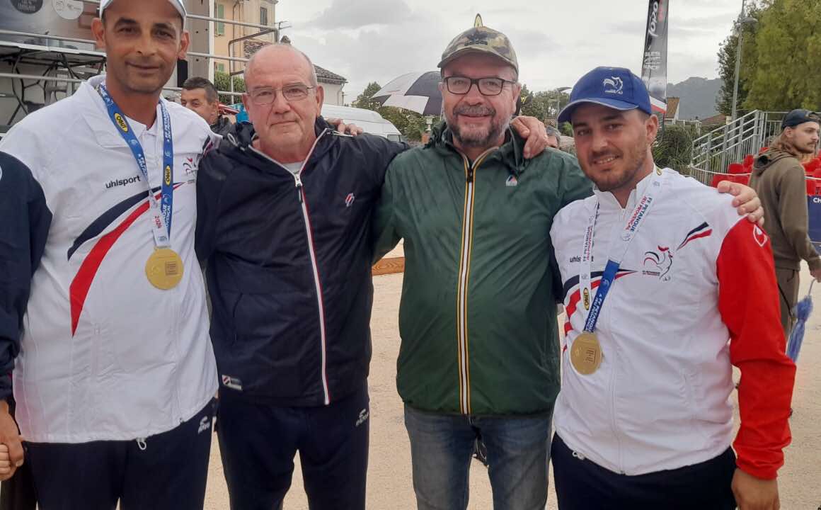 Smaïn FERHAT et Juan LOPEZ le graal pour les joueurs de la Boule Tranquille de Saint Cyr, Champions deux en deux  2024 ici avec vos serviteurs du Groupe Les Etoiles du Jeu Provençal  !