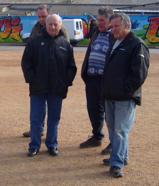 Roger , Jacques et  Manu