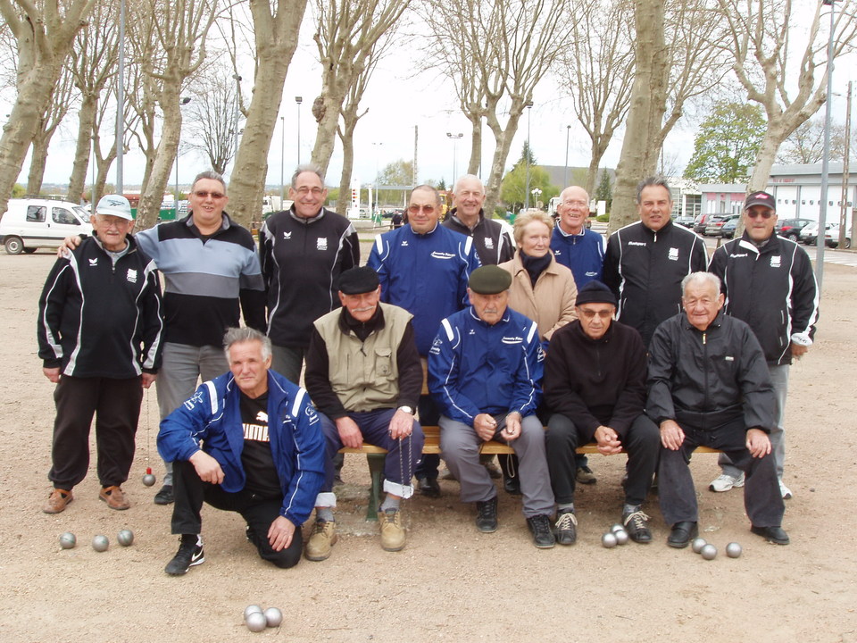 VICTOIRE SUR LE FIL DE NOS VETERANS  6 A 5 FACE A CUSSET ( B )