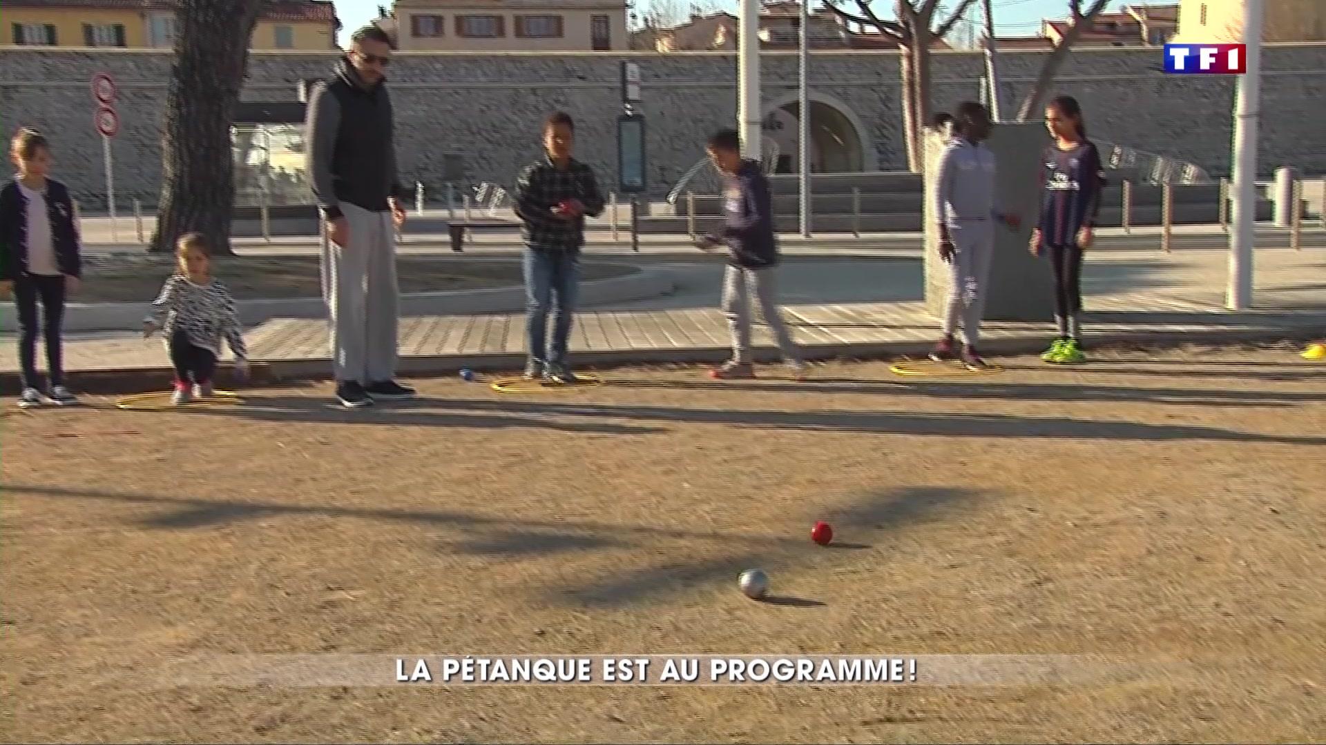 ANTIBES : la pétanque à l'école primaire.