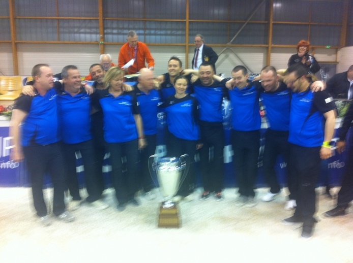 VAINQUEURS COUPE DE FRANCE  ( Grand 8 de Rumilly.)