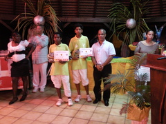 Nos champions Antilles-Guyane en Doublettes jeunes Nagaman et Gloiras.jpg Nos champions Antilles-Guyane en Doublettes jeunes Nagaman et Gloiras.jpg