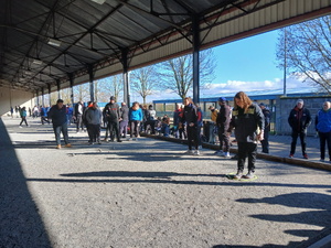 Un peu de soleil sous les halls