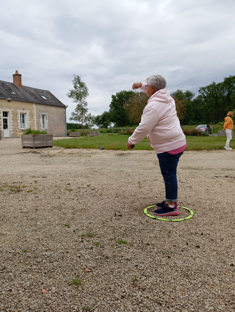... et Mimie au tir !! ... et Mimie au tir !!