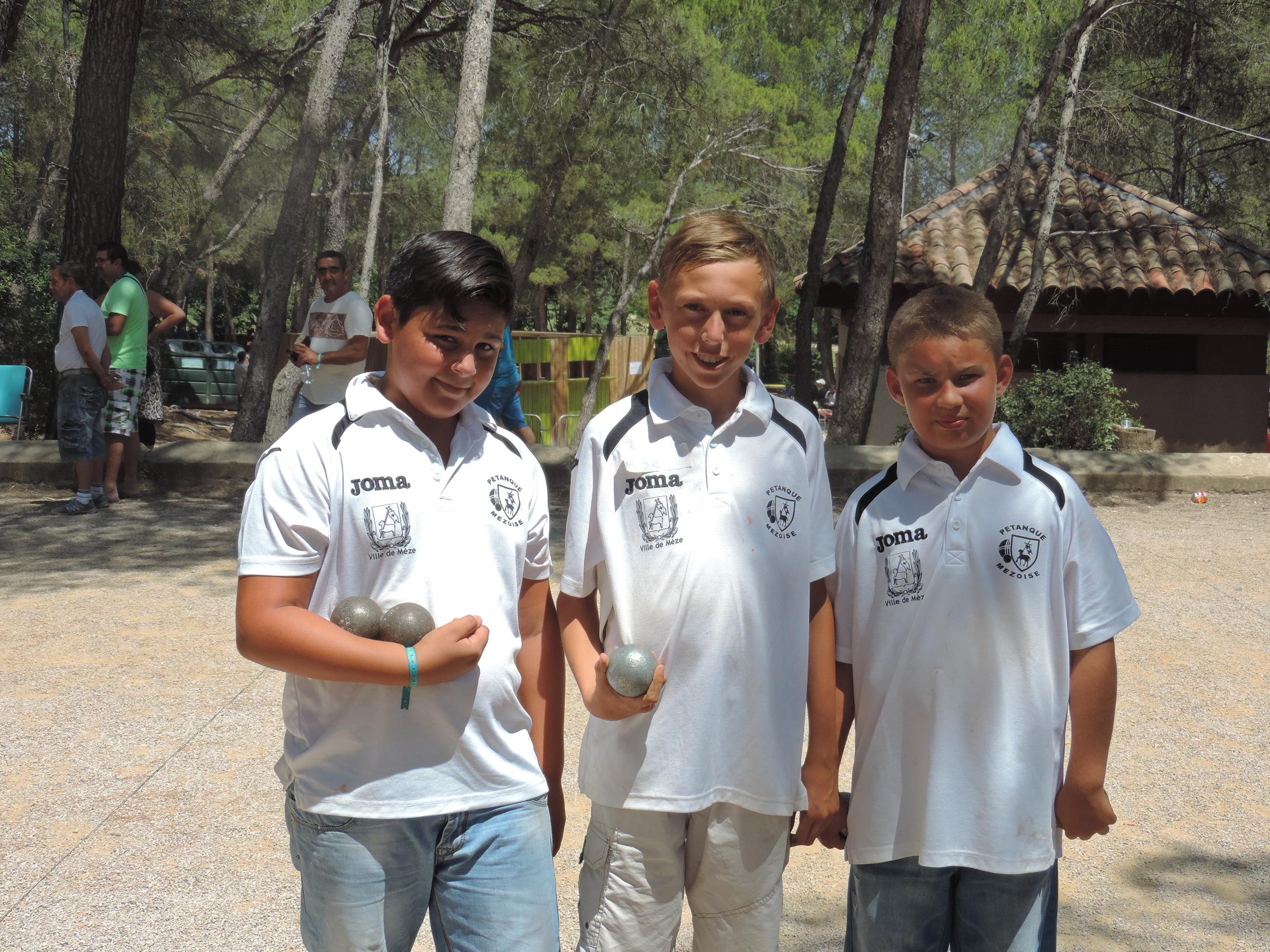 les petites pousses de la petanque mezoise