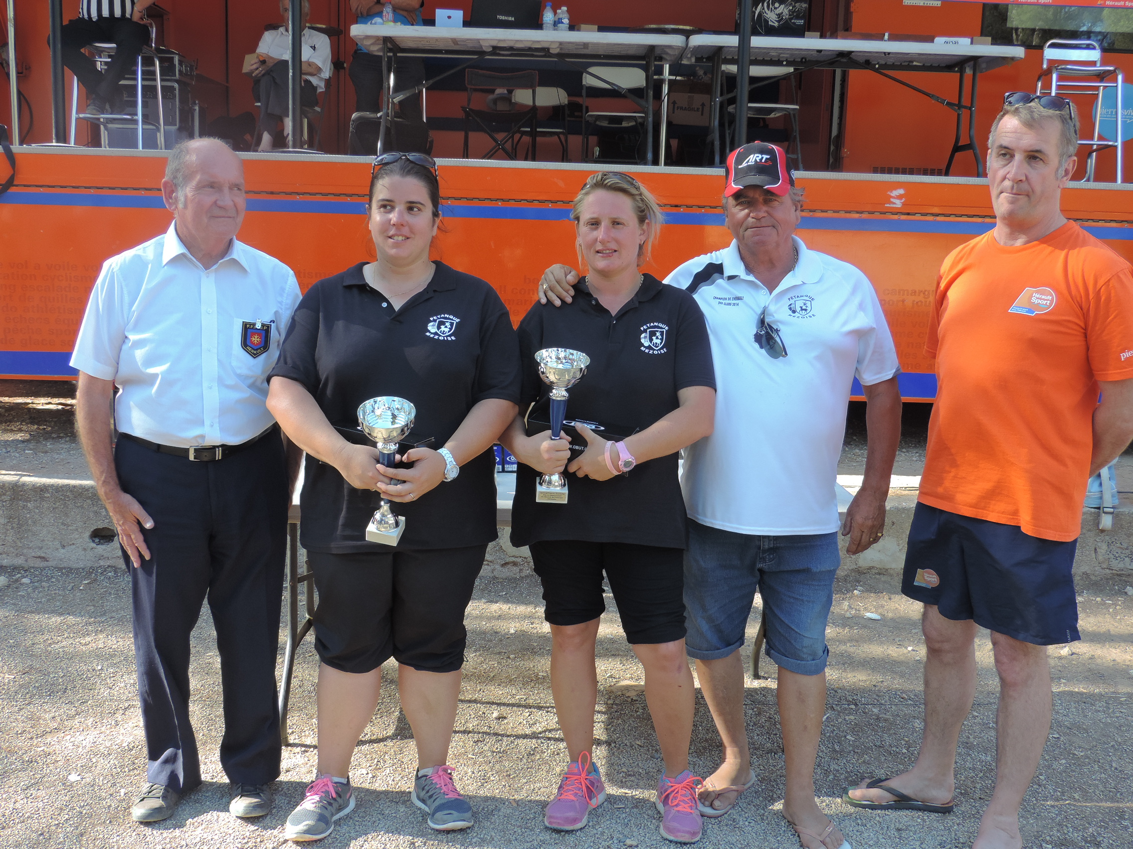 APRES MONTAUBAN AUDREY ET MELANIE VAINQUEUR DU NATIONALE DE BESSILLES