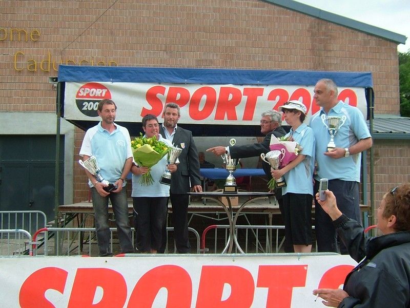 Champion du Lot Doublette Mixte 2011 Champion du Lot Doublette Mixte 2011