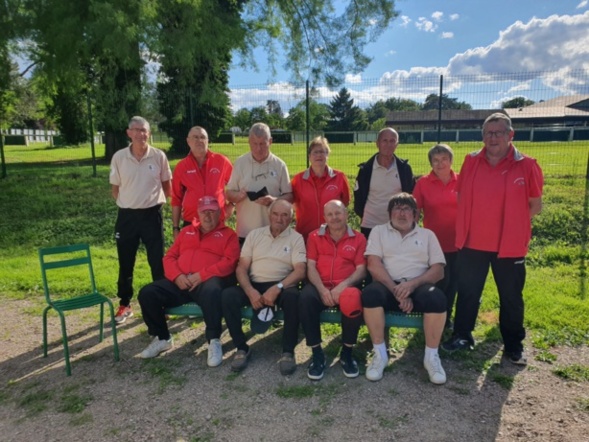 L'ÉQUIPE VÉTÉRAN (A) S'IMPOSE A BOURBON EN CHAMPIONNAT DES CLUBS