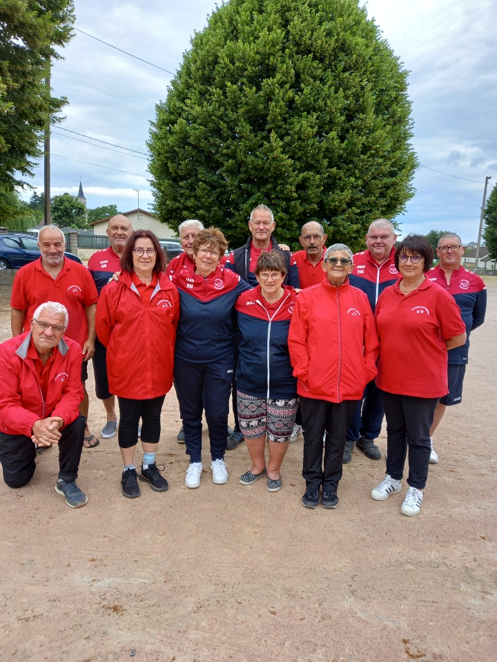 LES VÉTÉRANS (C) S'INCLINENT FACE AU LEADER CINDRÉ EN CHAMPIONNAT DES CLUBS