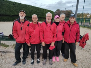 L'équipe SVCP 5 : Michel, Patrick, René, Florence, Patrick (joueur et coach) et Étienne