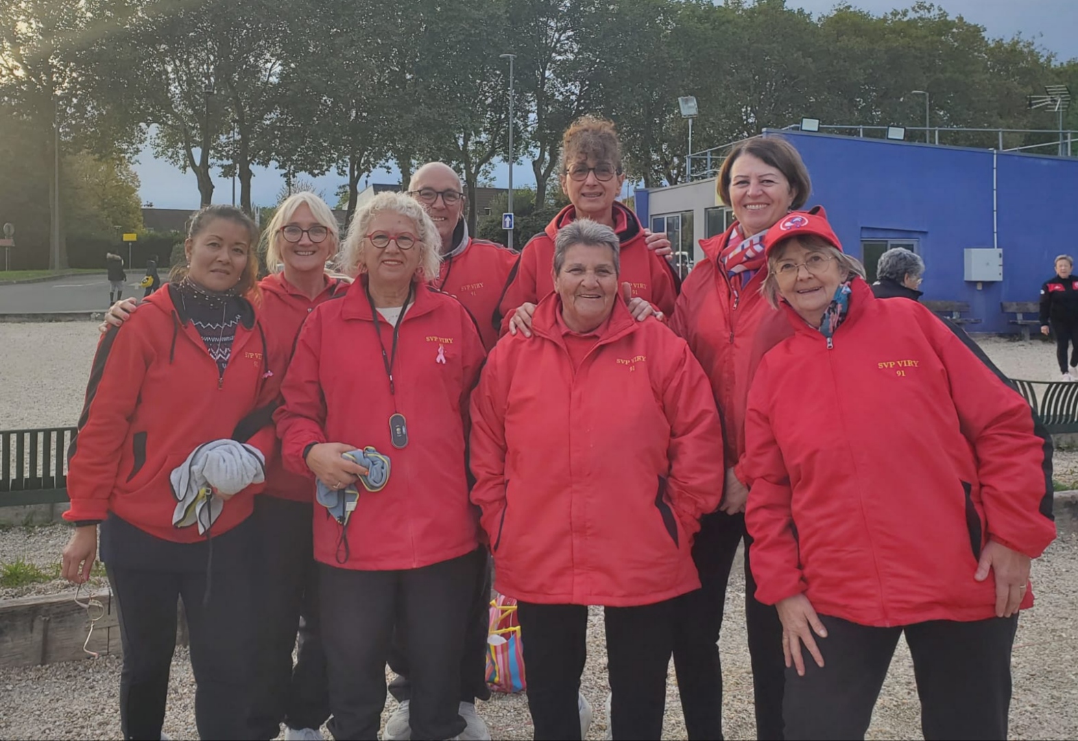 L'éque SVCP 2 : Popi, Véronique, Maria, Gilles (coach), Annie, Claude, Nathalie et Claudine