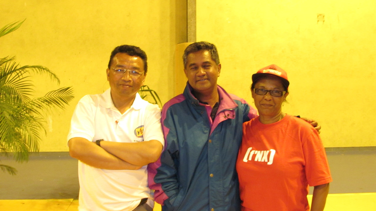 Le maire d'Itaosy, Hugue et Mimose Le maire d'Itaosy, Hugue et Mimose