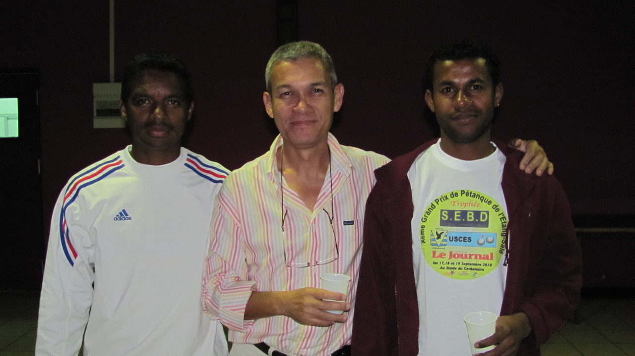 M. Toulet et l'équipe de Madagascar M. Toulet et l'équipe de Madagascar